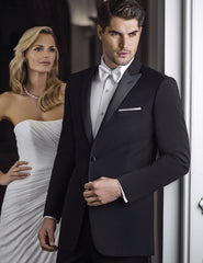 Mens Designer Jackson Peak Lapel Wedding Tuxedo in Black - Men's Tuxedo USA