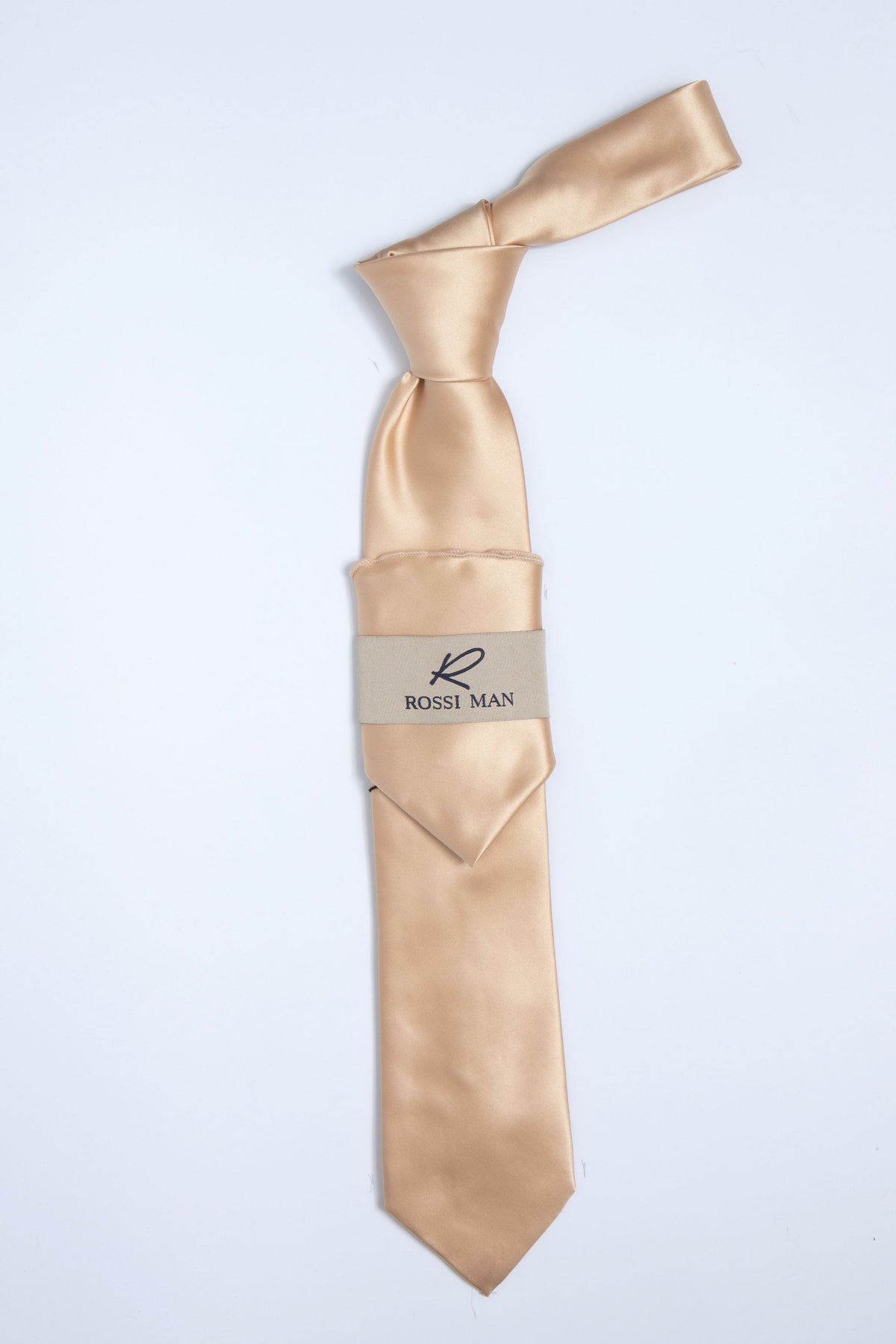 Rossi Man Tie and Pocket Round - RMR665-18